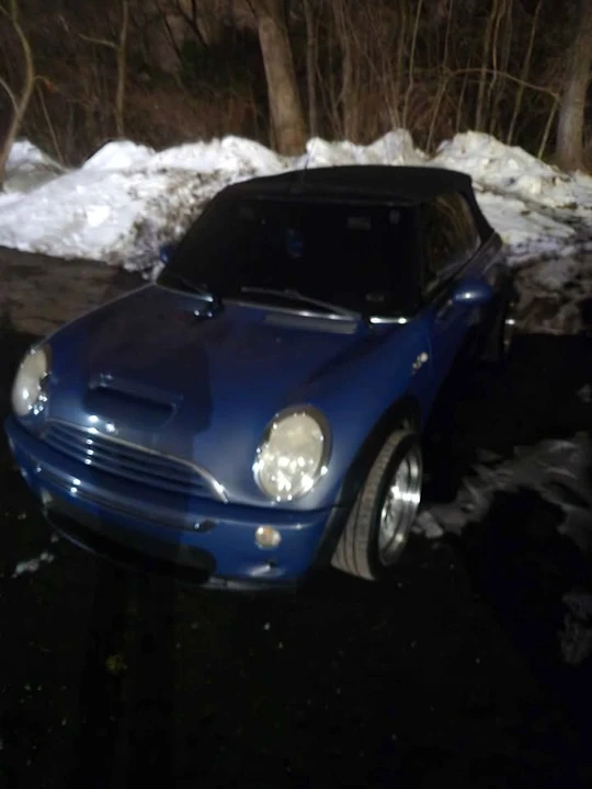 2005 Mini Mini Cooper S 1st Gen - Image 5 of 8