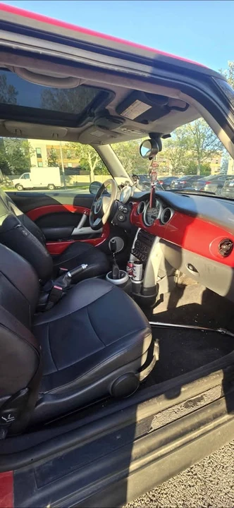 2005 Mini Mini Cooper S 1st Gen - Image 5 of 6