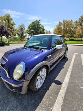 2005 MINI Cooper S Hatchback 2D