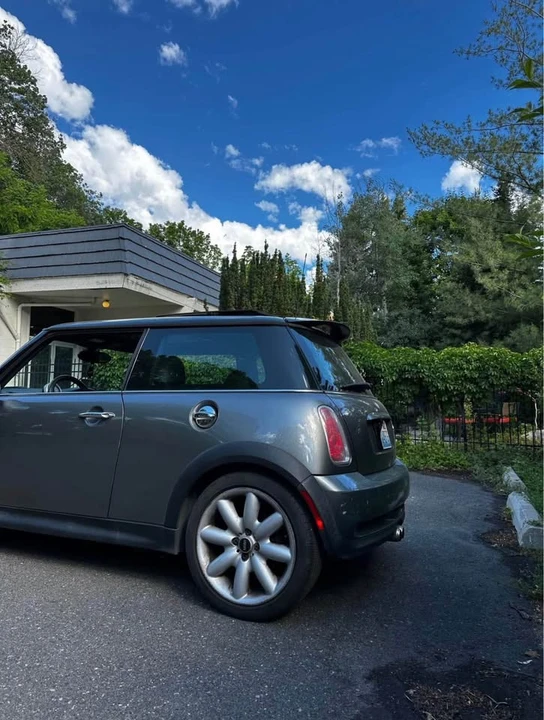 2005 Mini Mini Cooper S 1st Gen - Image 12 of 18