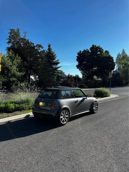 2005 Mini Mini Cooper S 1st Gen - Image 2 of 18
