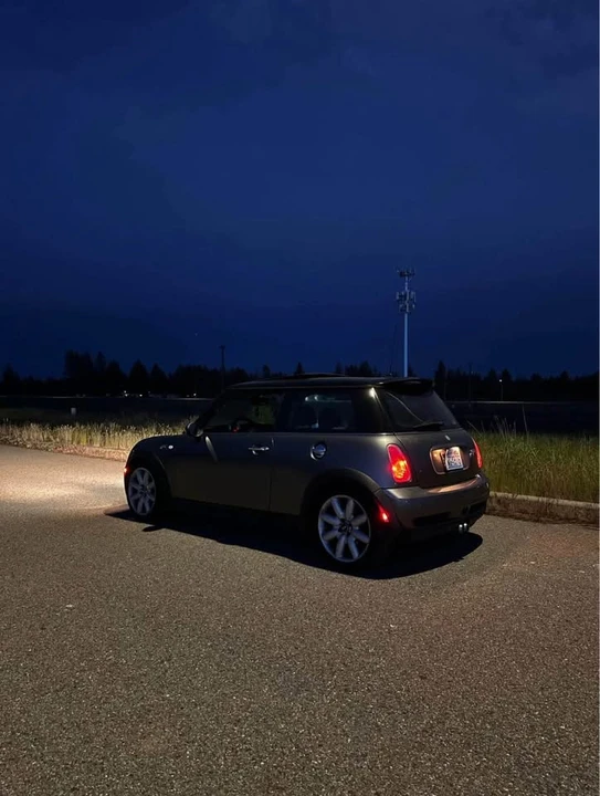 2005 Mini Mini Cooper S 1st Gen - Image 5 of 18