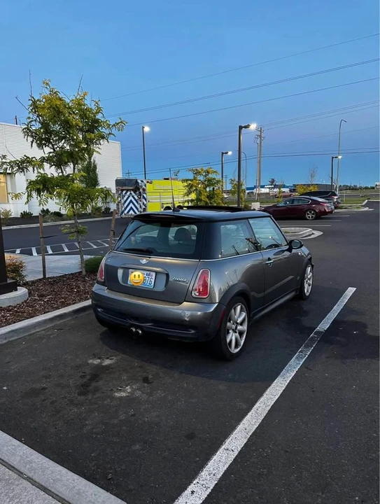 2005 Mini Mini Cooper S 1st Gen - Image 3 of 18