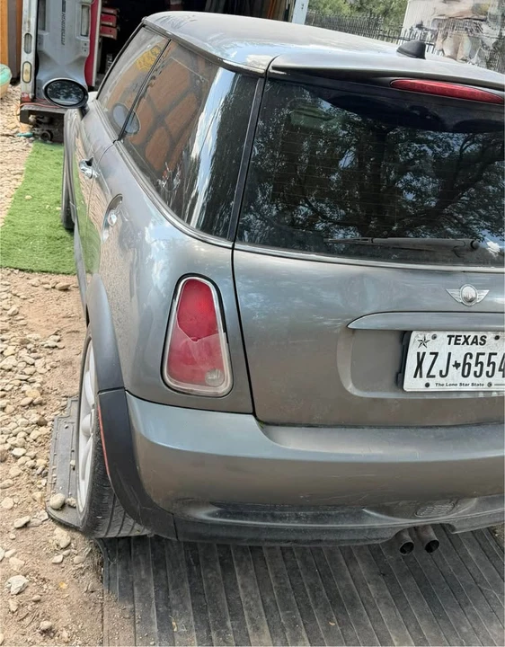 2005 Mini Mini Cooper S 1st Gen - Image 3 of 10