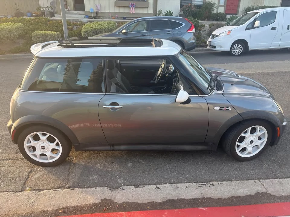 2005 Mini Mini Cooper S 1st Gen - Image 3 of 12