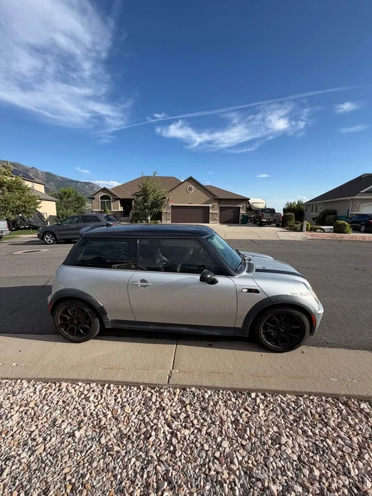 2005 Mini Mini Cooper S 1st Gen - Image 3 of 11