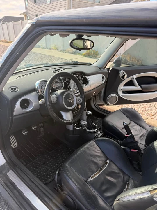 2005 Mini Mini Cooper S 1st Gen - Image 6 of 11