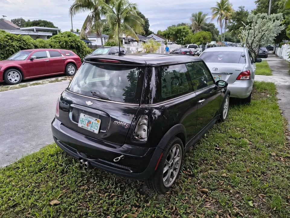2005 Mini Mini Cooper S 1st Gen - Image 5 of 5