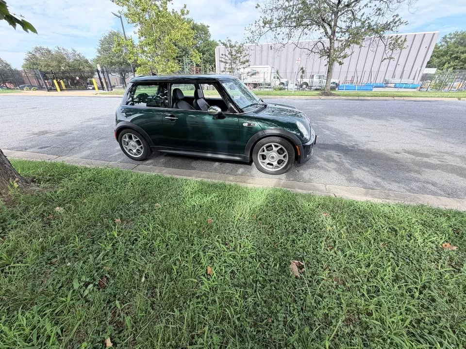 2005 Mini Mini Cooper S 1st Gen - Image 8 of 13