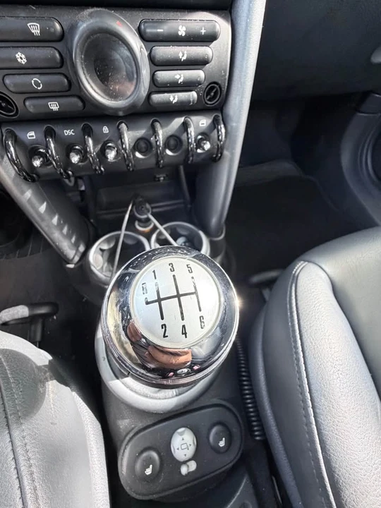 2005 Mini Mini Cooper S 1st Gen - Image 3 of 13
