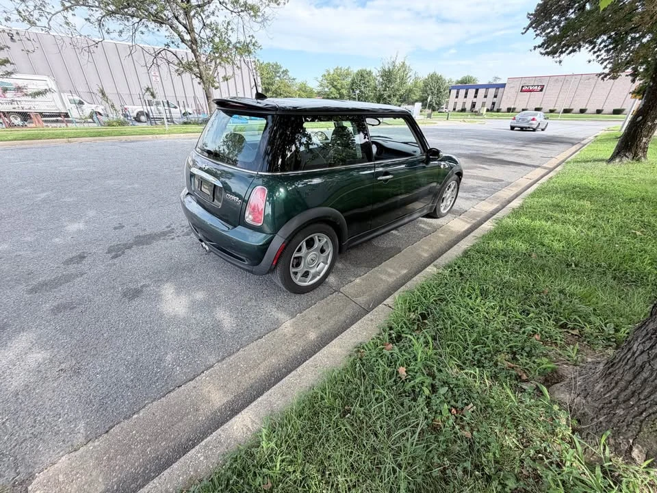 2005 Mini Mini Cooper S 1st Gen - Image 9 of 13