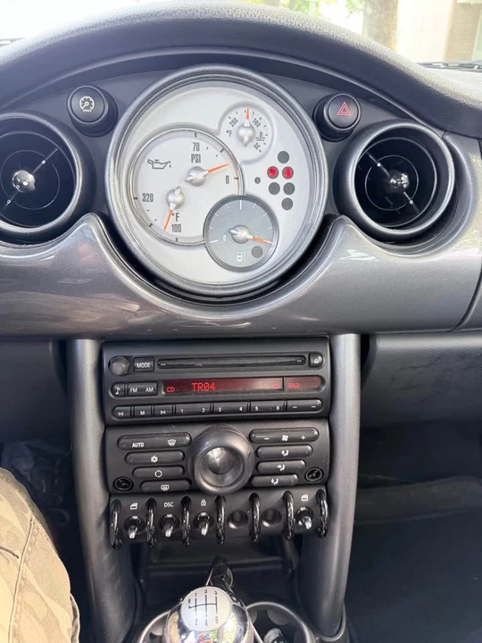 2005 Mini Mini Cooper S 1st Gen - Image 13 of 13