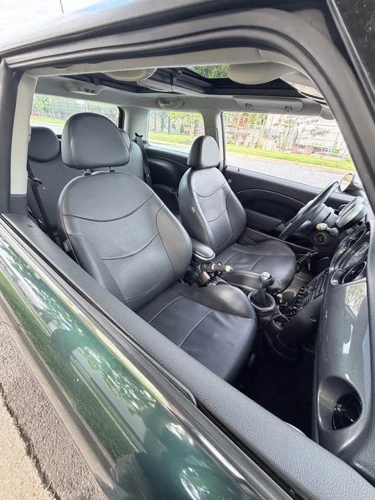 2005 Mini Mini Cooper S 1st Gen - Image 11 of 13