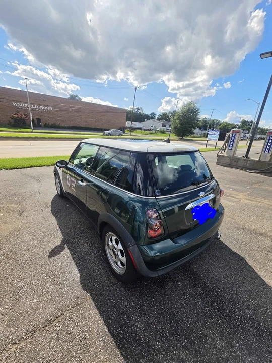 2005 Mini Mini Cooper S 1st Gen - Image 3 of 5