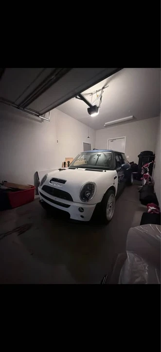 2005 Mini Mini Cooper S 1st Gen - Image 5 of 6