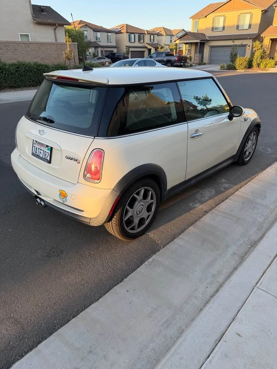 2005 Mini Mini Cooper S 1st Gen - Image 6 of 15