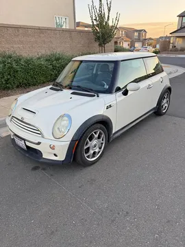 2005 MINI Cooper S Hatchback 2D
