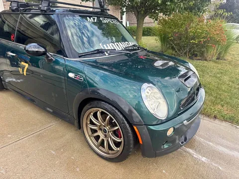 2005 MINI Cooper S Hatchback 2D