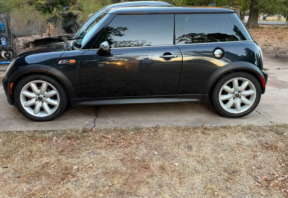 2005 Mini Mini Cooper S 1st Gen - Image 2 of 17