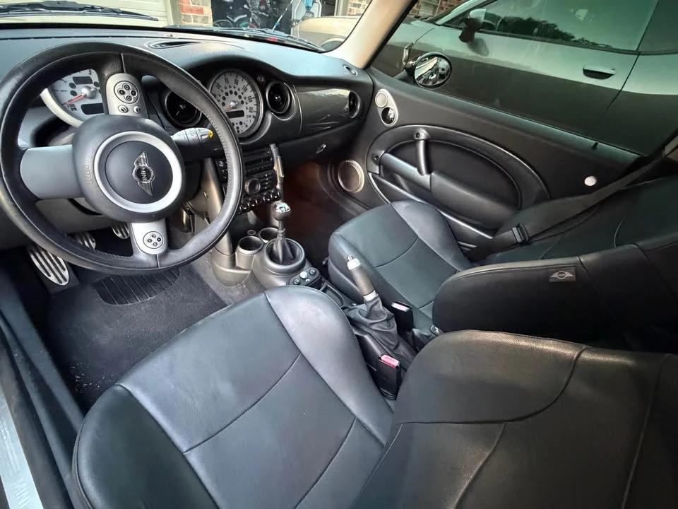 2005 Mini Mini Cooper S 1st Gen - Image 11 of 17