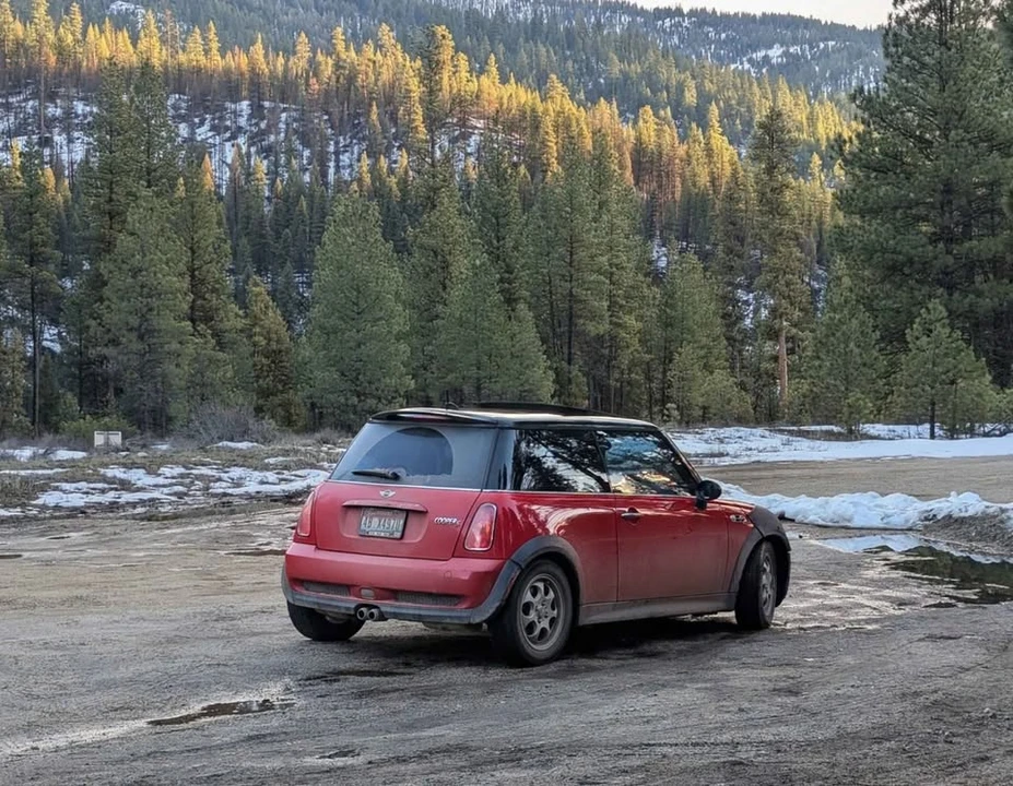2005 Mini Mini Cooper S 1st Gen - Image 2 of 8
