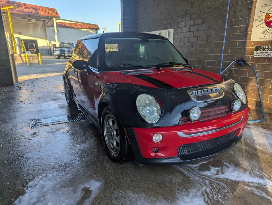 2005 Mini Mini Cooper S 1st Gen - Image 5 of 8