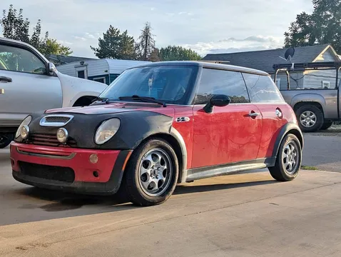 2005 MINI Cooper S Hatchback 2D