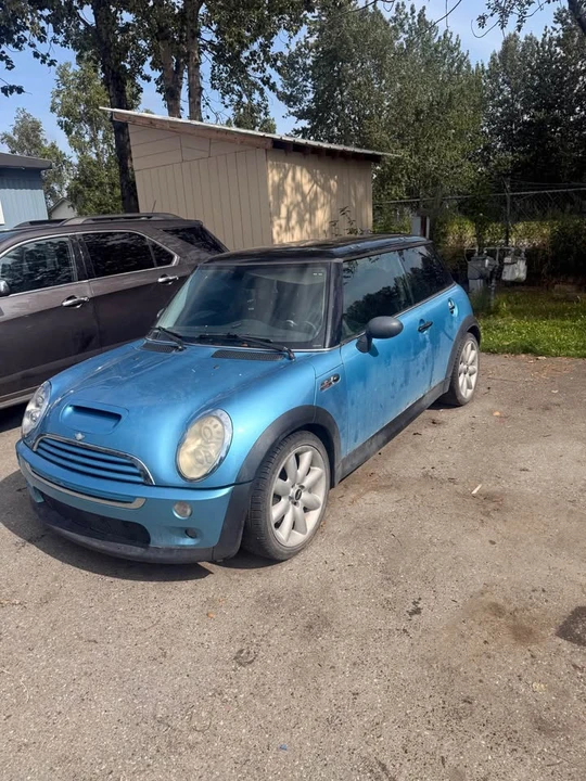 2005 Mini Coupe & Roadster - Image 2 of 2