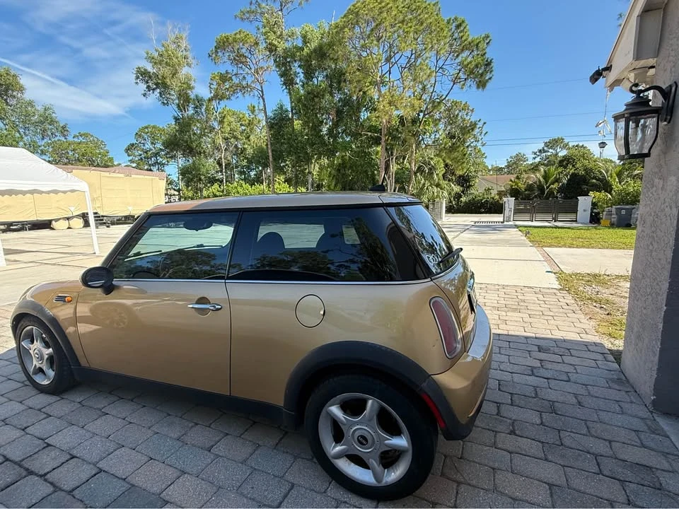 2005 Mini Mini 1st Gen - Image 9 of 9