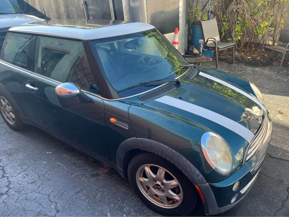 2005 Mini Mini 1st Gen - Image 2 of 6