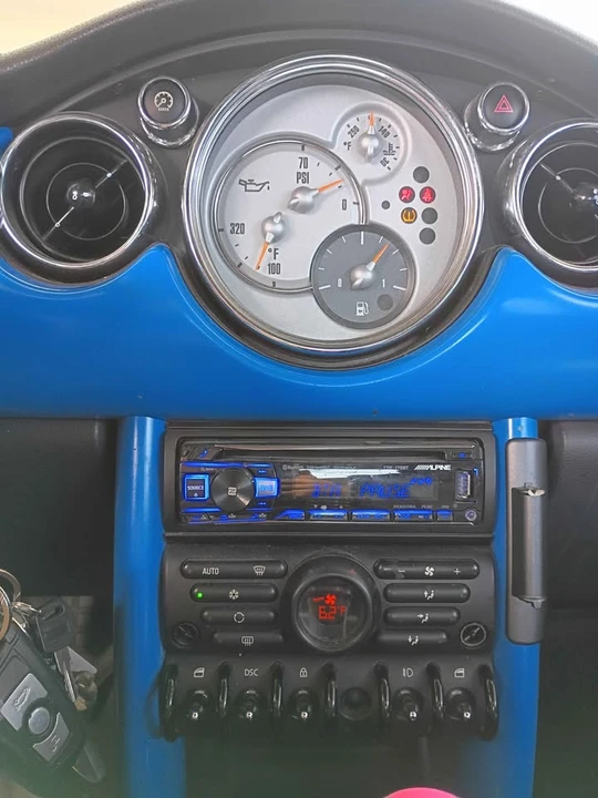2005 Mini Mini 1st Gen - Image 8 of 9