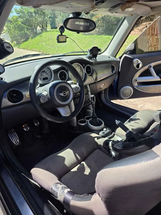 2005 Mini Mini Cooper S 1st Gen - Image 14 of 20