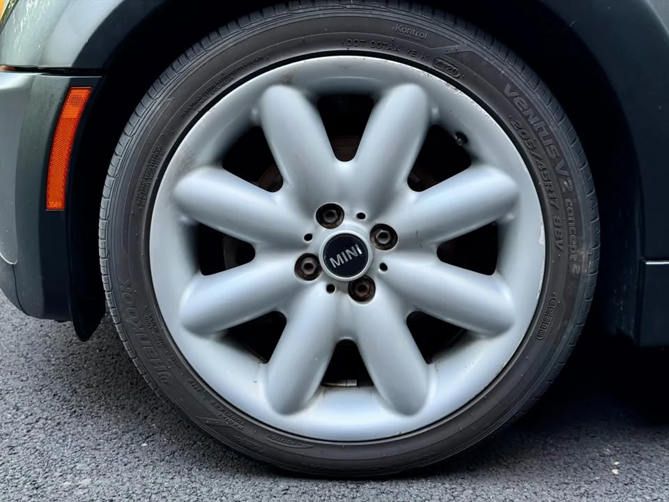 2005 Mini Mini Cooper S 1st Gen - Image 16 of 21