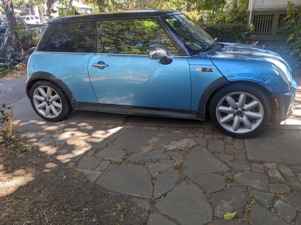 2005 Mini Mini Cooper S 1st Gen - Image 5 of 23