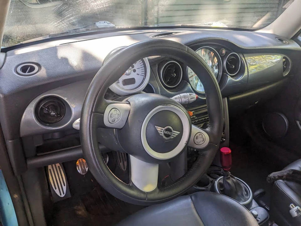 2005 Mini Mini Cooper S 1st Gen - Image 10 of 23