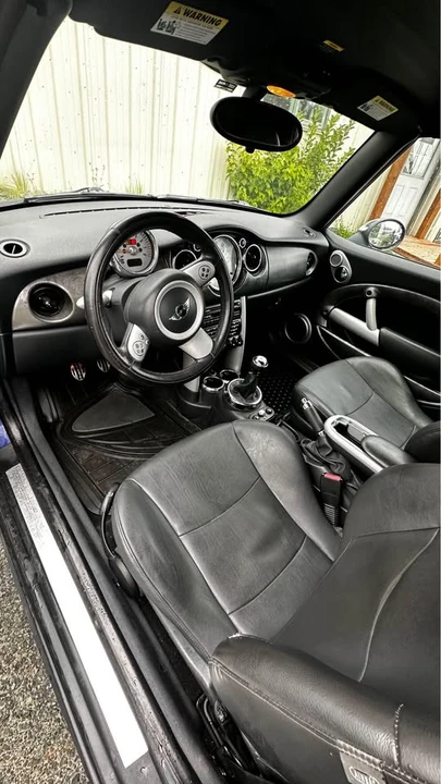 2005 Mini Mini Cooper S 1st Gen - Image 14 of 15