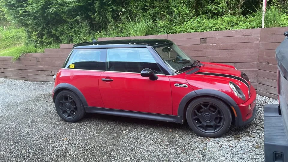2005 Mini Mini Cooper S 1st Gen - Image 3 of 6