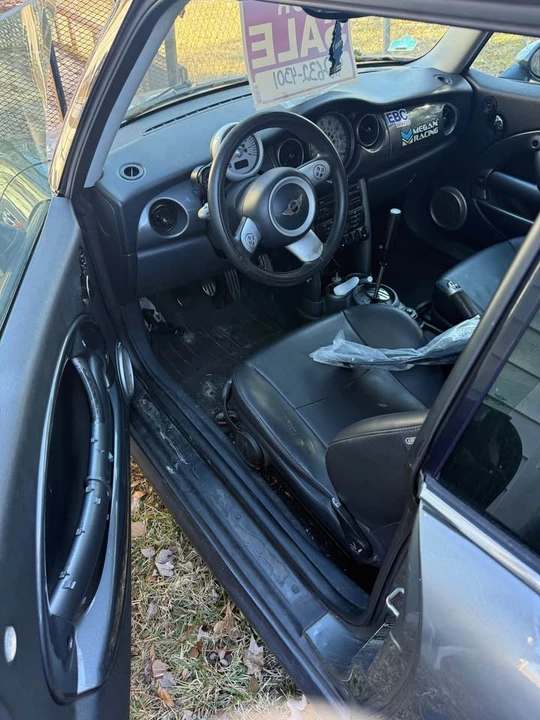 2005 Mini Mini Cooper S 1st Gen - Image 7 of 8