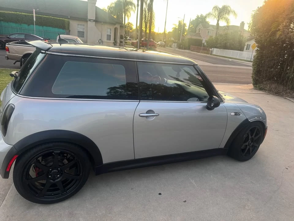 2005 Mini Mini Cooper S 1st Gen - Image 8 of 10