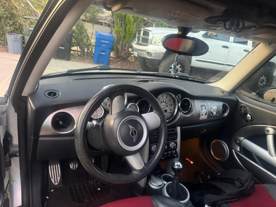 2005 Mini Mini Cooper S 1st Gen - Image 5 of 10