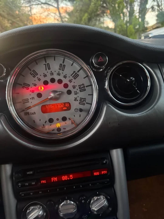 2005 Mini Mini Cooper S 1st Gen - Image 3 of 10