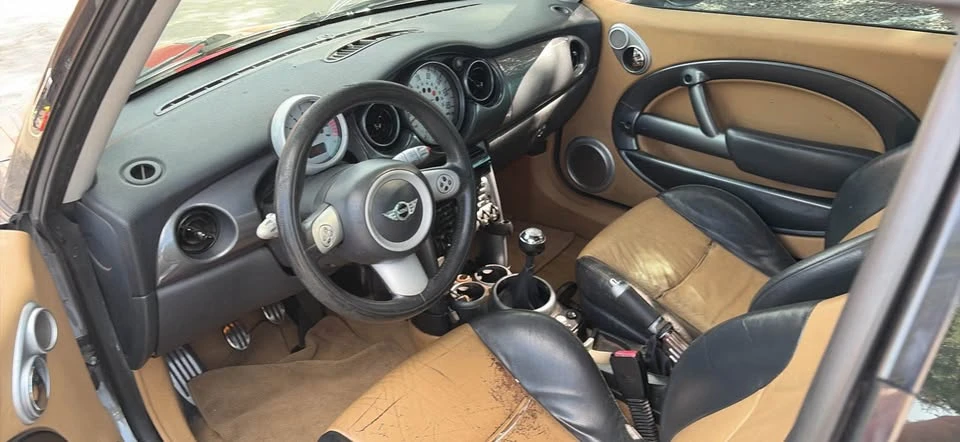 2005 Mini Mini Cooper S 1st Gen - Image 6 of 17