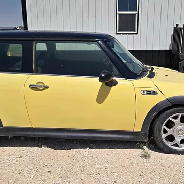 2005 MINI Cooper S Hatchback 2D