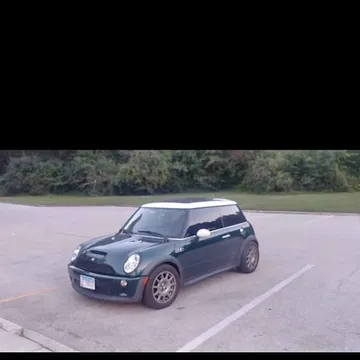 2005 MINI Cooper S Hatchback 2D