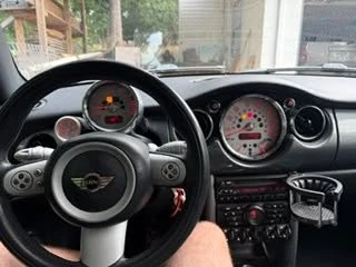 2005 Mini Mini Cooper S 1st Gen - Image 5 of 9