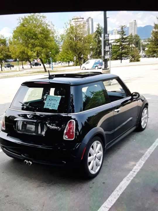 2005 Mini Mini Cooper S 1st Gen - Image 2 of 7