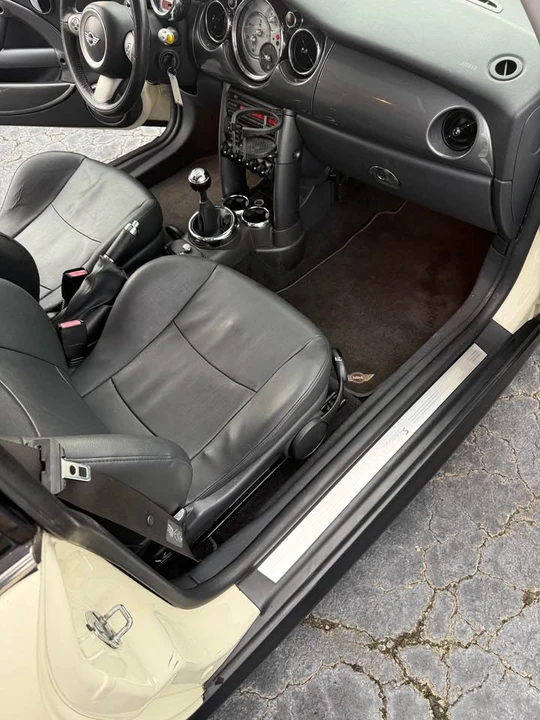 2005 Mini Mini Cooper S 1st Gen - Image 8 of 10