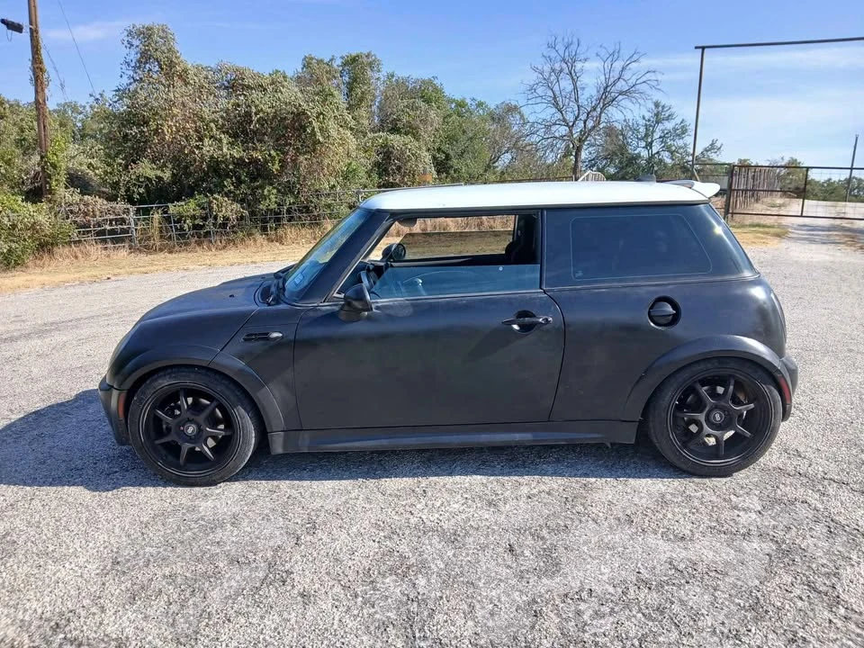 2005 Mini Mini Cooper S 1st Gen - Image 2 of 9