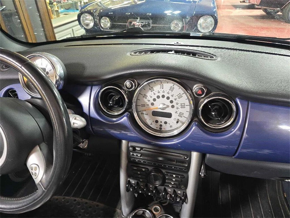 2005 Mini Mini 1st Gen - Image 7 of 11