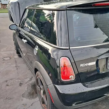 2005 MINI Cooper S